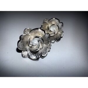 Monet Vintage Silver Rose‎ Clip On Earrings Beautiful Condition Signed On Back